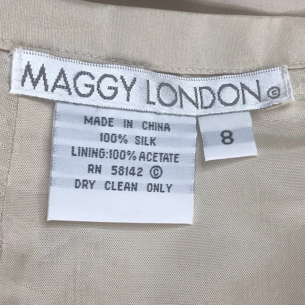 Maggy London Silk Skirt SZ 8 Pleat Hem Pencil Quiet Luxury Wedding Guest Dressy